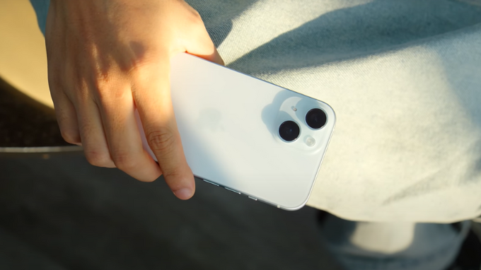 Camera toàn diện trên iPhone 15 256GB (Active Online)