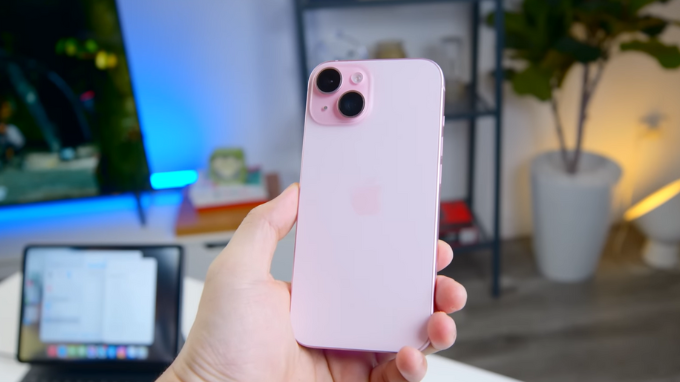 Có nên mua iPhone 15 256GB (Active Online)