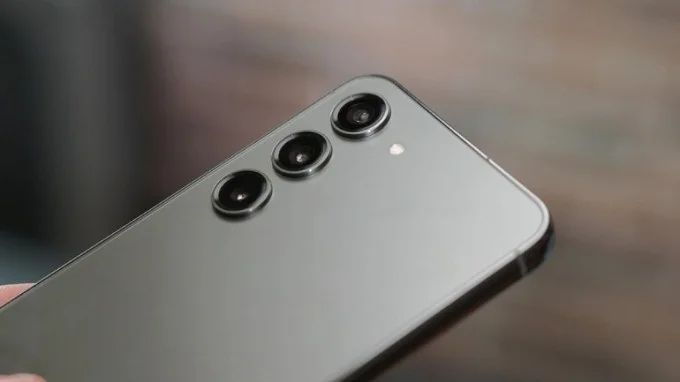 Khả năng quay video trên Samsung Galaxy S24