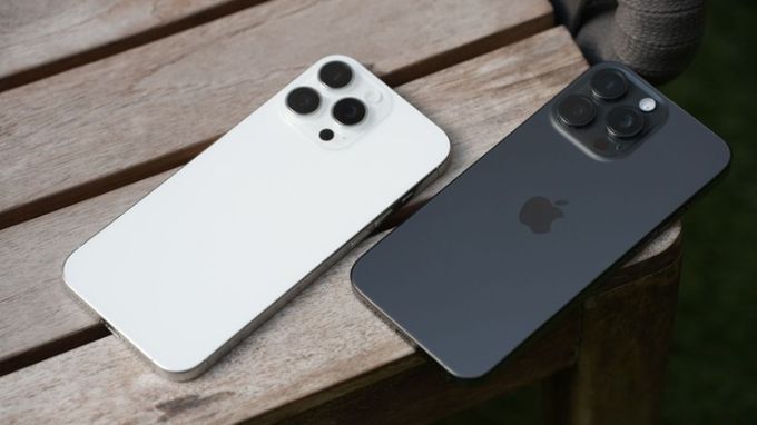 iPhone 17 Pro và iPhone 16 Pro camera