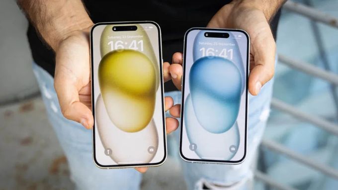 iPhone 17 và iPhone 15 màn hình