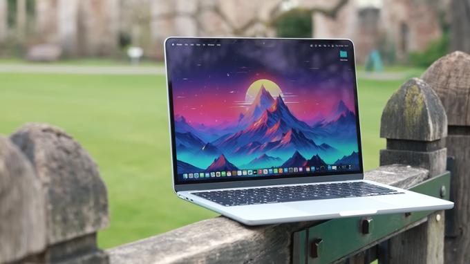 MacBook Air M4 và M3 hạn chế HDR