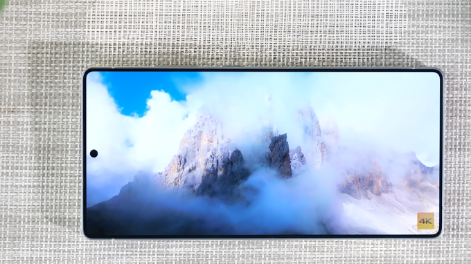 Màn hình Galaxy S25 Ultra siêu rộng