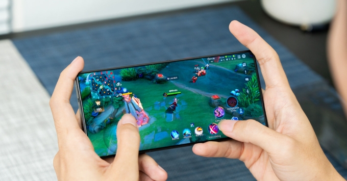 Hiệu năng RedMagic 10 Pro với chip Snapdragon 8 Elite RAM 16GB tối ưu chơi game nặng