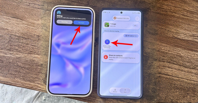 Hướng dẫn Airdrop từ Samsung sang iPhone và MacBook bước 3 chấp nhận chuyển