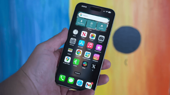 Chipset iPhone 15 Pro Max vẫn mạnh mẽ năm 2026, pin 4.441 mAh trâu bền hơn iPhone 17