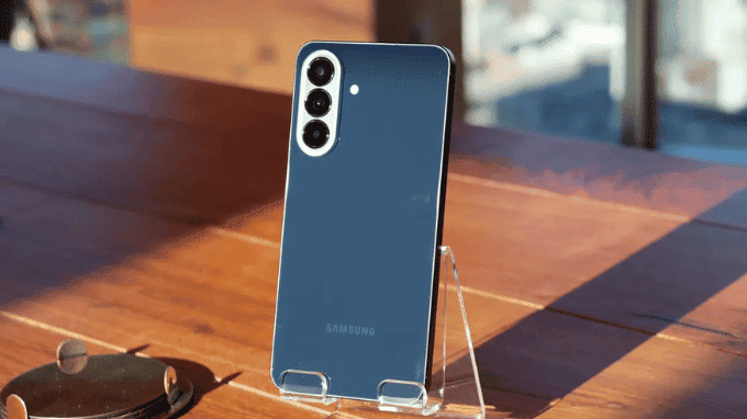 Galaxy A57 ra mắt, chính thức lộ diện thiết kế