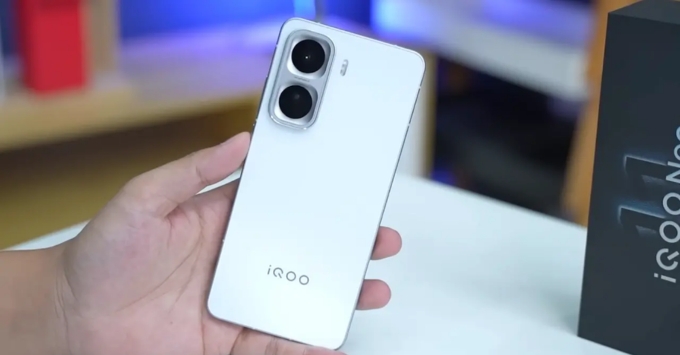 Nên mua vivo iQOO Neo 11 khi bạn cần một smartphone 