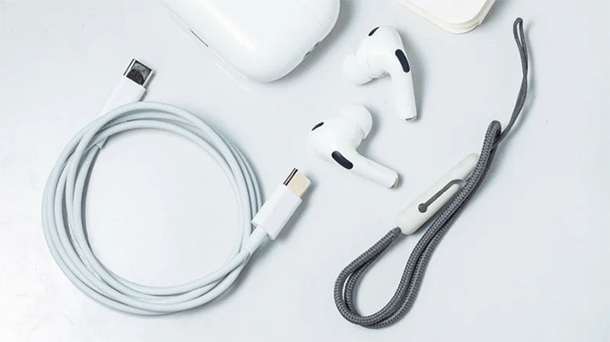 Những mẫu AirPods Pro nào hỗ trợ vòng đeo dây?