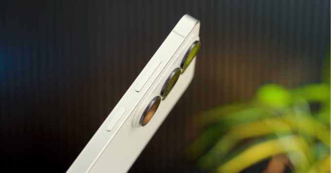 Samsung Galaxy S26 Ultra hỗ trợ sạc nhanh công suất cao và sạc không dây