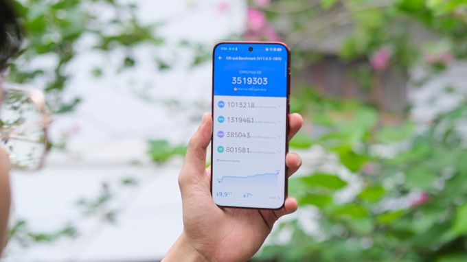 chất lượng hiển thị của iPhone Air và Oppo Find X9