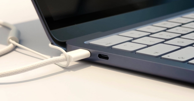 macbook-neo-co-dang-mua-khong-phu-hop-voi-ai-didongmy-4_1