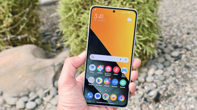 Màn hình AMOLED Xiaomi POCO M7 Pro rực rỡ