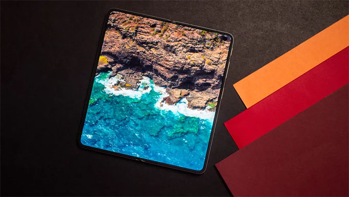 Đánh giá màn hình Oppo Find N6: Nếp gấp gần như biến mất