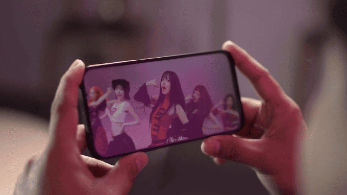 Màn hình Nubia V80 Design sắc nét, mượt mà vượt tầm giá