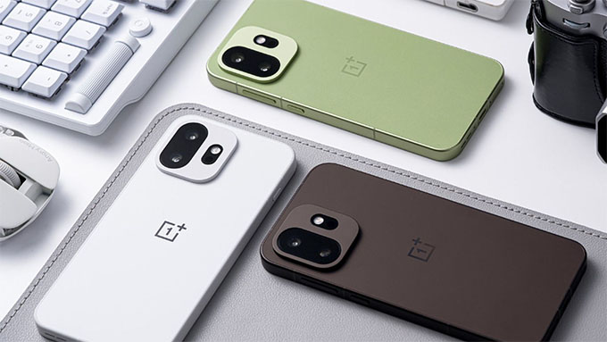 OnePlus 15T  ra mắt có ba phiên bản màu phong cách: Sô cô la trắng dịu nhẹ, Ca cao nguyên chất và Trà xanh Matcha