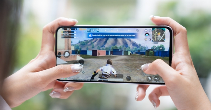 Pin Samsung Galaxy A56 dung lượng 5000mAh, sử dụng cả ngày dài, hỗ trợ sạc nhanh 45W