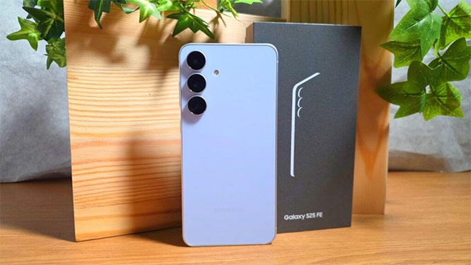 Samsung Galaxy S25 FE: "Quái vật" giải trí màn hình lớn