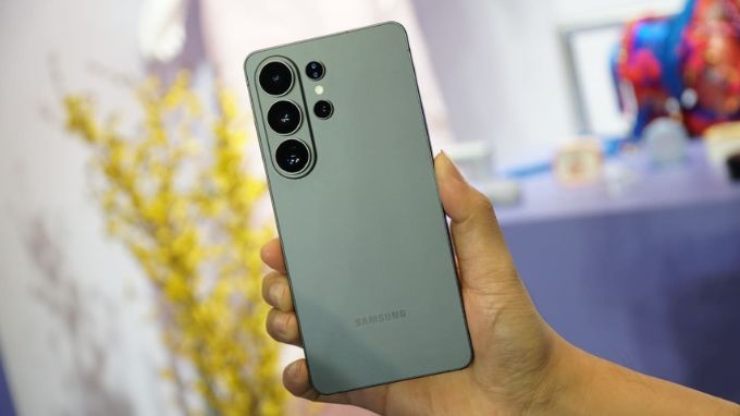 hiệu năng của Samsung Galaxy S26 Ultra và OPPO Find X9 Pro