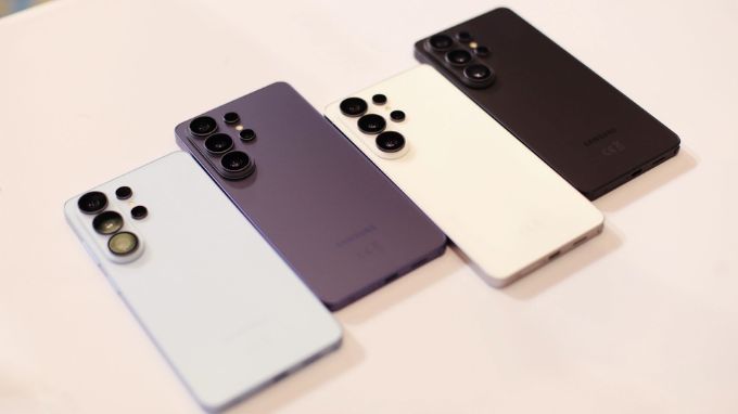 Thời lượng pin của Samsung Galaxy S26 Ultra và OPPO Find X9 Pro