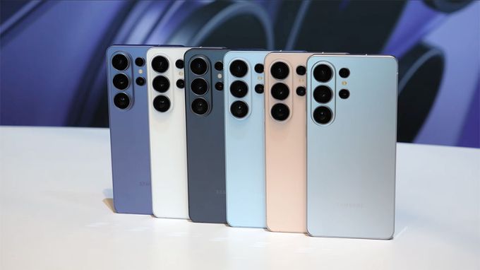 Nên chọn mua Samsung Galaxy S26 Ultra hay OPPO Find X9 Pro