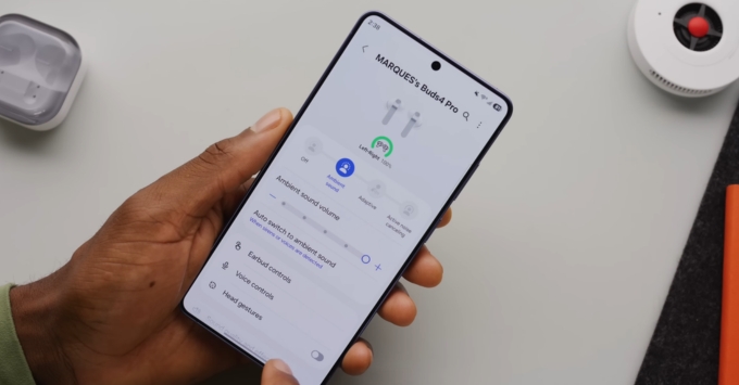 Tai nghe Samsung Galaxy Buds 4 Pro chuyển đổi thiết bị linh hoạt
