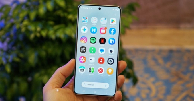 Màn hình Samsung Galaxy S26 Plus 5G 12GB 256GB Dynamic AMOLED hiển thị sắc nét