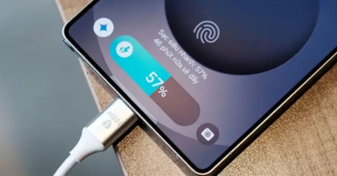 Pin Samsung Galaxy S26 Plus 5G 12GB 256GB dung lượng lớn sử dụng lâu dài