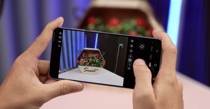 Samsung Galaxy S26 Plus camera chụp ảnh sắc nét trong điều kiện thiếu sáng