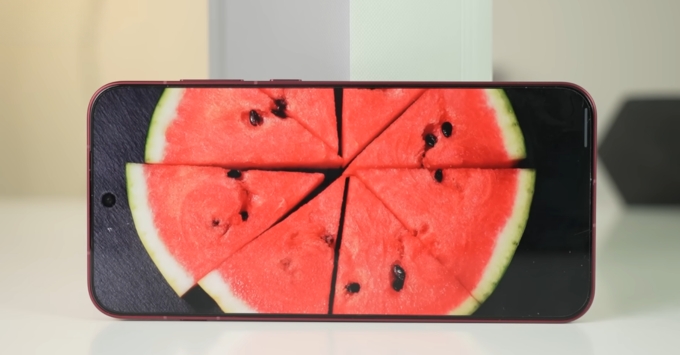 Màn hình OPPO Find X9 AMOLED sắc nét, tần số quét cao hiển thị mượt mà