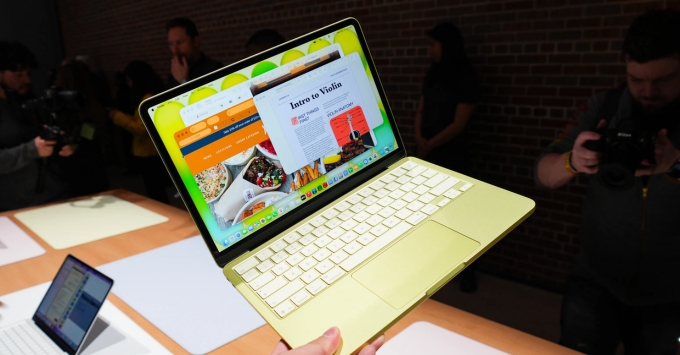 MacBook Neo cho thời lượng pin dài đáp ứng nhu cầu làm việc cả ngày