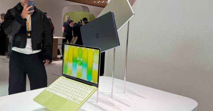 MacBook Neo thiết kế mỏng nhẹ hiện đại phù hợp làm việc và di chuyển