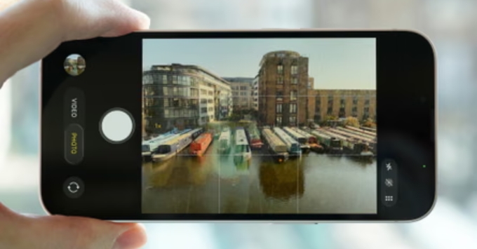 Camera iPhone 17e 48MP chụp ảnh chi tiết cao, hỗ trợ chống rung quang học OIS và quay video 4K