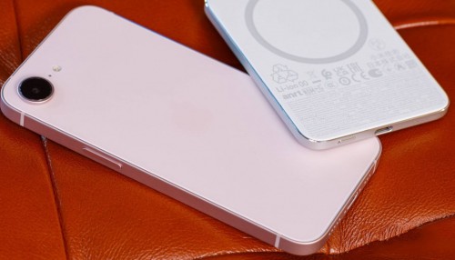 Đánh giá iPhone 17e: Chip A19, sạc MagSafe, có nên mua không?