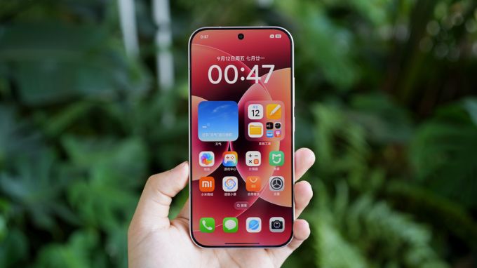 Xiaomi 17 và Samsung Galaxy S26 có màn hình đẹp