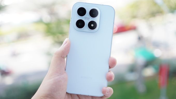 thời lượng pin của Xiaomi 17 và Samsung Galaxy S26