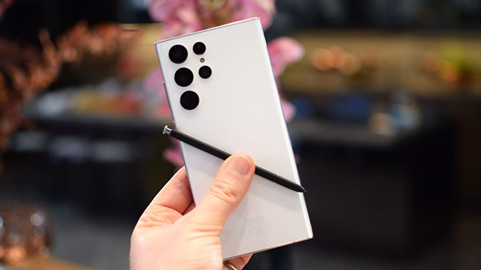 Thiết kế ấn tượng, mạnh mẽ và nam tính