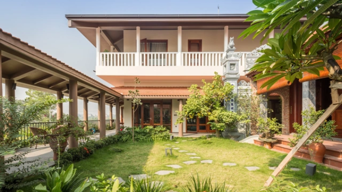 Trồng cây xanh xung quanh nhà tiết kiệm điện