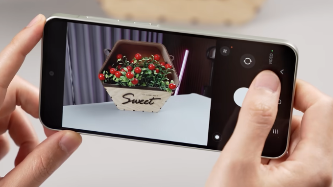 Galaxy A36 5G sở hữu cụm ba camera sau