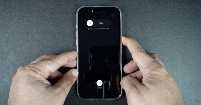 iPhone 16 Pro Max cũ không lên nguồn tại nhà tắt nguồn