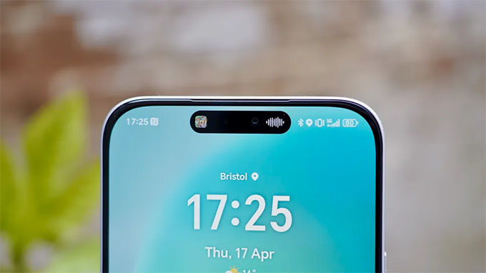 Thiết kế rõ ràng chịu ảnh hưởng của iPhone