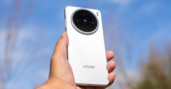 Vivo X200s cũ là Top điện thoại Vivo cũ đáng mua nhất