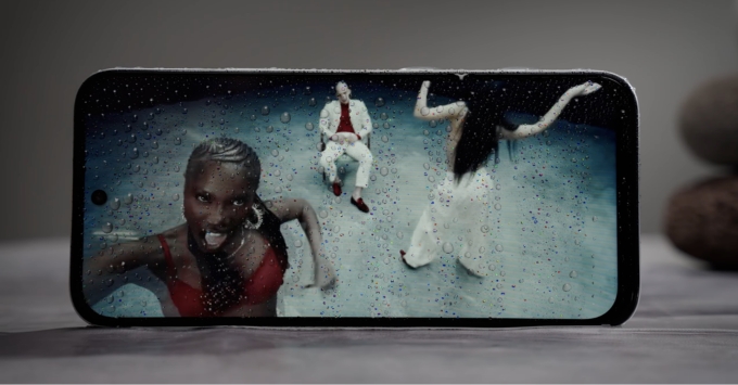 HONOR X6c màn hình lớn hiển thị rõ nét, viền mỏng cho trải nghiệm xem nội dung tốt