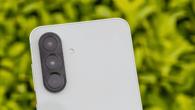 Camera Samsung Galaxy A57 ổn định chống rung xuất sắc