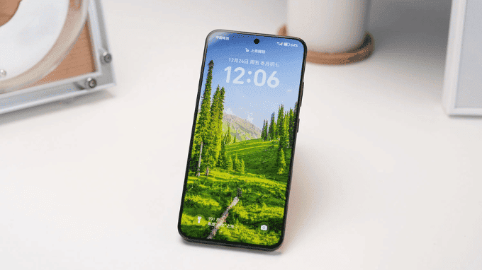 Độ hiển thị sắc nét của Honor Win RT dưới ánh sáng mạnh