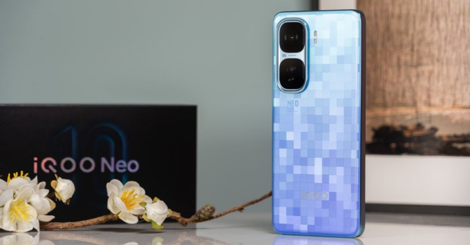 iQOO Neo 10 Pro Plus thuộc Top điện thoại pin trên 6000mAh đáng mua nhất 2026