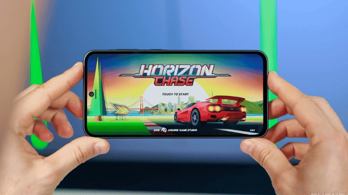 Màn hình Galaxy A37 sắc nét dưới nắng gắt