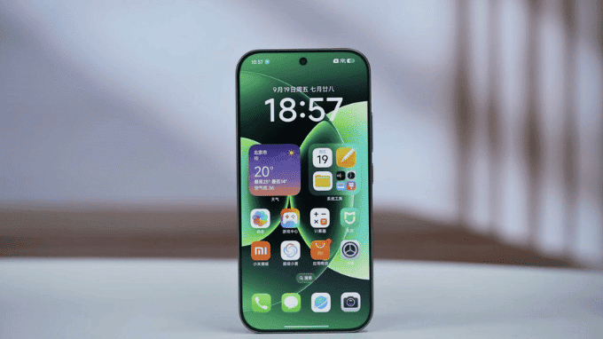 Màn hình Xiaomi 17 Pro 99% rực rỡ