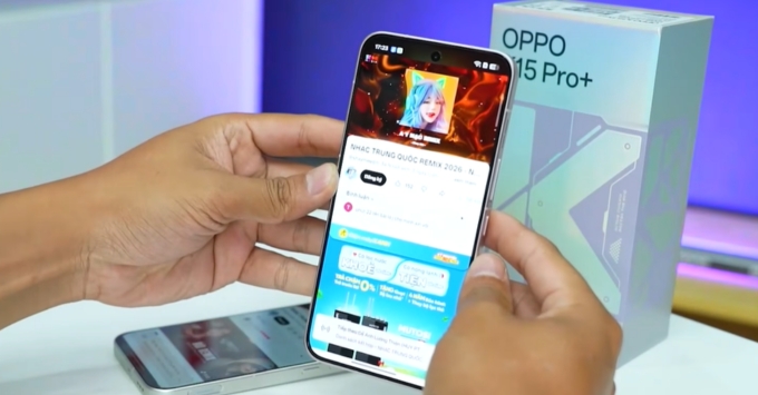 Mẫu K15 Pro+ tạo ra bước đột phá ấn tượng nhờ cụm loa bốn driver được tinh chỉnh bởi chuyên gia Golden Ear Lab