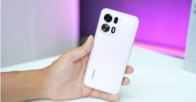 Oppo K15 Pro thiết kế mỏng nhẹ, khung viền bo cong, mặt lưng kính sang trọng, màu sắc hiện đại